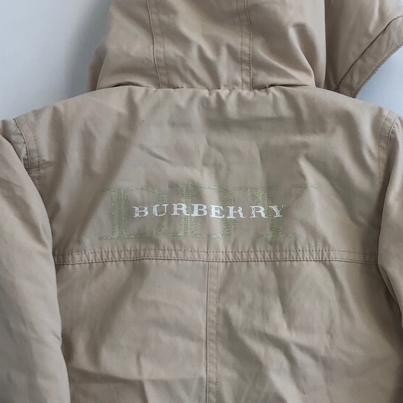 Authentic Burberry children’s coat 4 - Picture 9 of 10